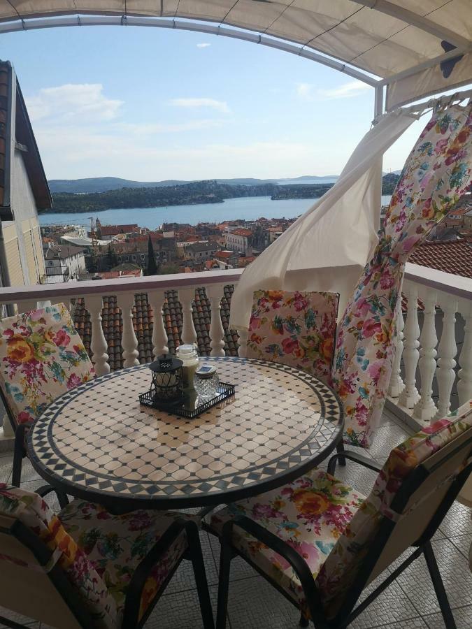 Apartment Lorena Šibenik Exterior foto